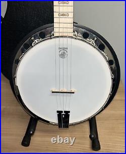 Deering Goodtime Two 5-String Banjo with Resonator Hard Case & Gig Bag 343788