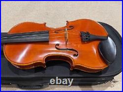 Full size violin 4/4 (Lisle Model 112 violin) excellent condition + accessories