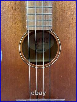 Mahalo U320T/G Ukulele with CNB Hard Case Very good condition