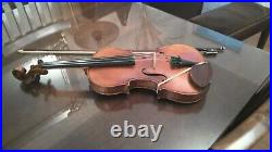 Used Sie Lam Capricoo full size violin with P and H London bow. With case